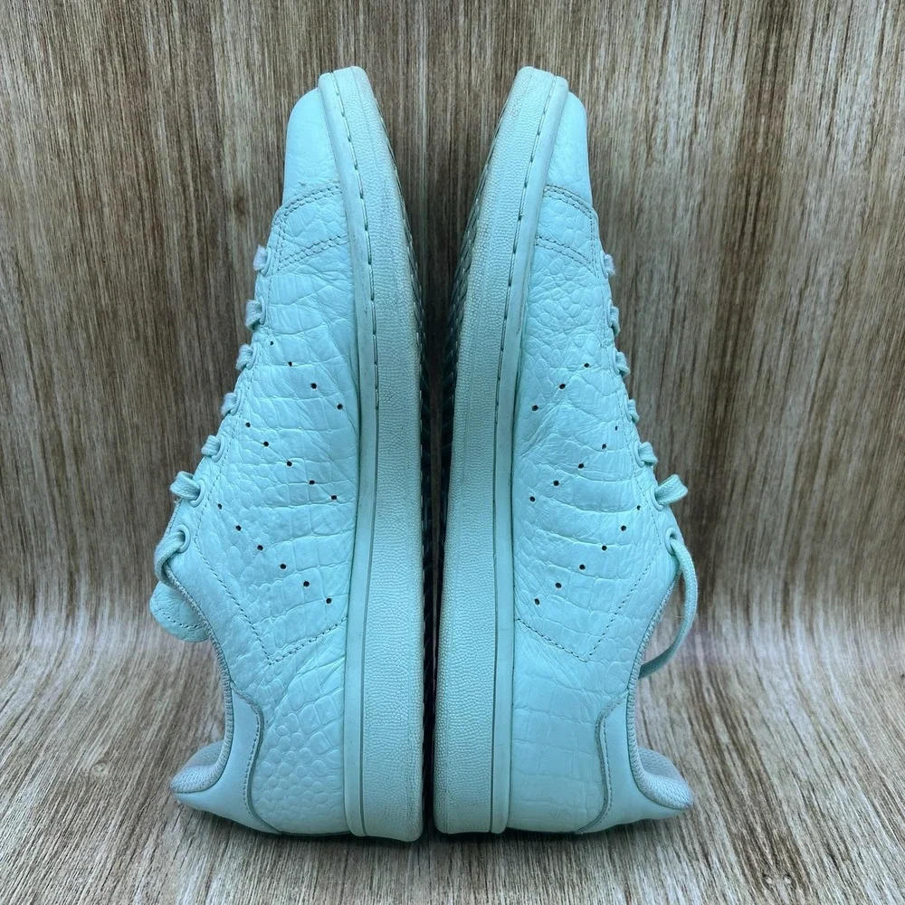 Adidas Stan Smith Women's Size‎ 10 Frozen Mint Green Croc Sneakers Shoes AQ6806